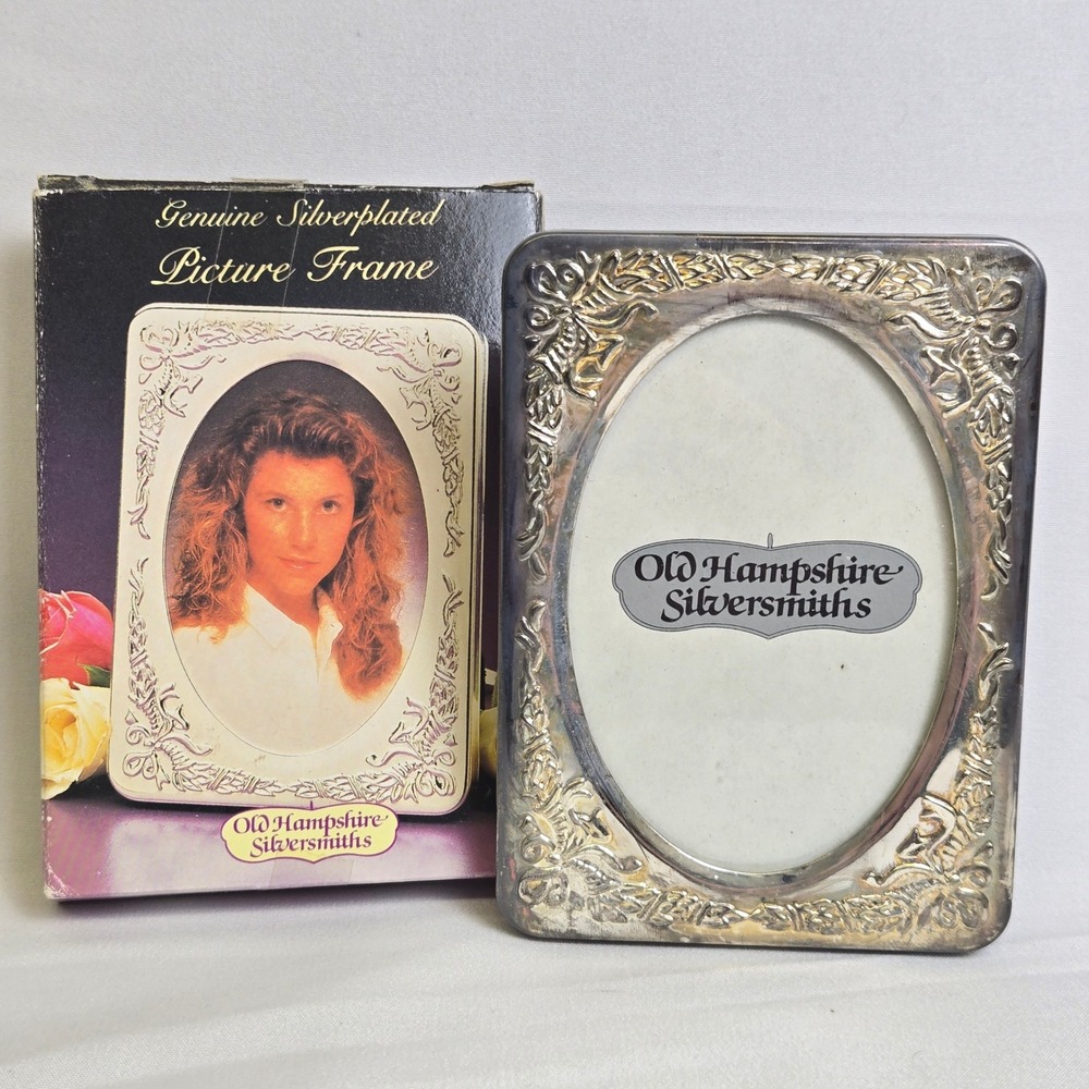 Old Hampshire Silversmiths Picture Frame Silverplated Vintage 4" x 3" With Box